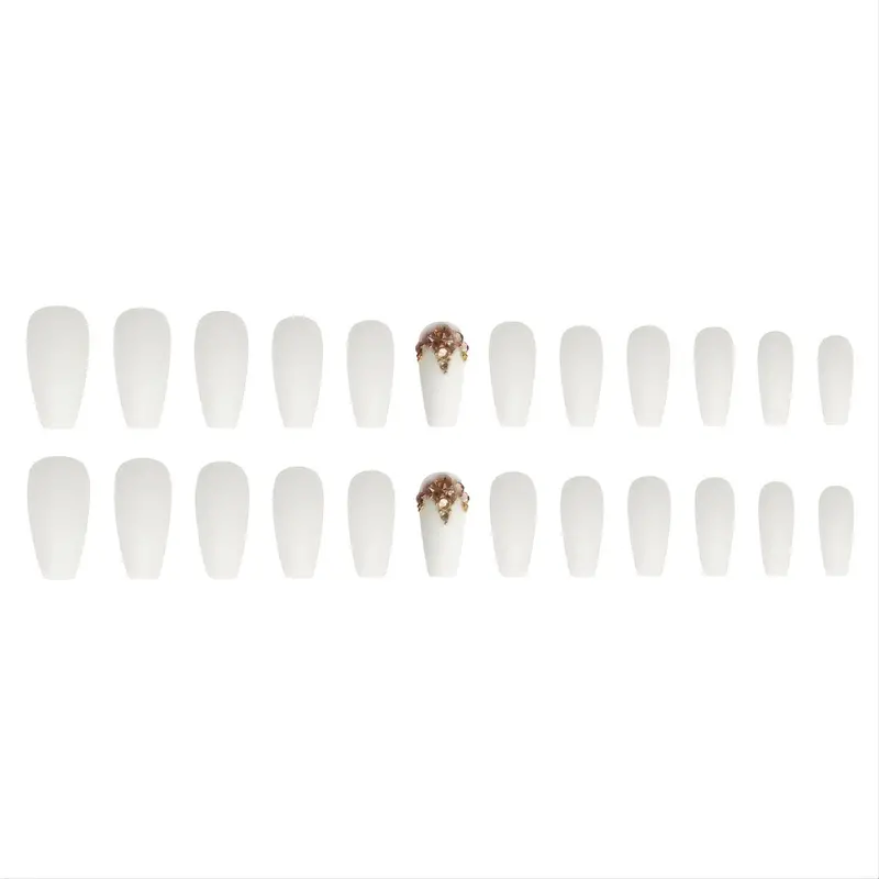 White Gold Luxe Nails