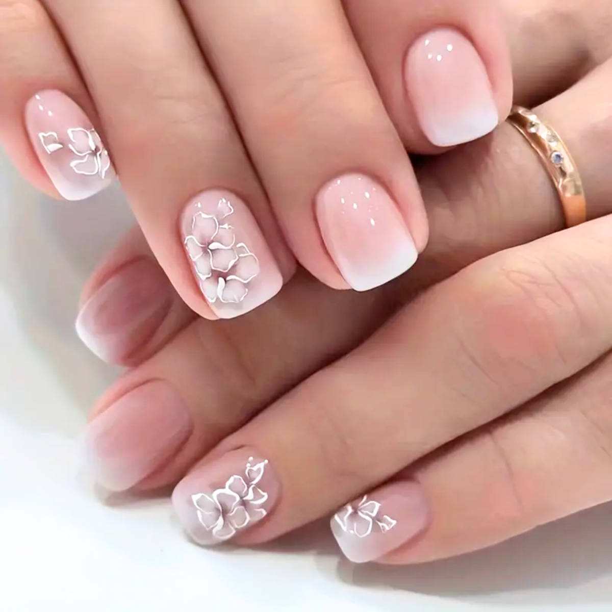 White Flower Nails