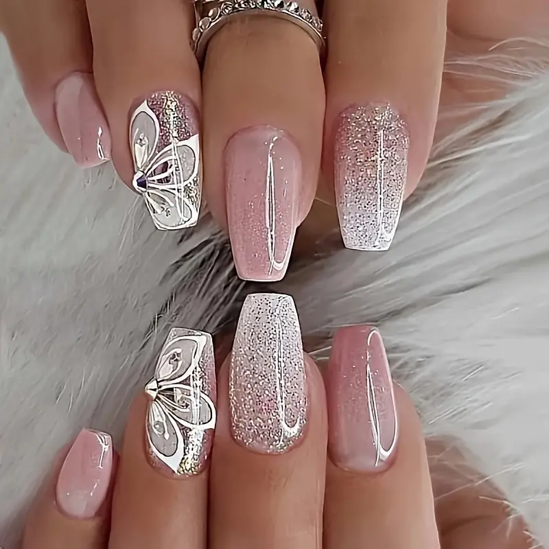 Shiny in Pink Nails